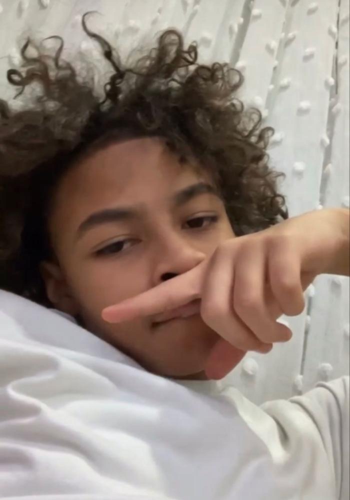 💬 Lil kid ez 2 Soundboard
