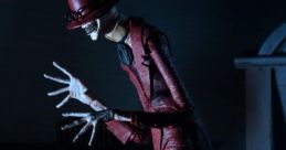The Crooked Man (The Conjuring 2) - TITAN-Pretrain