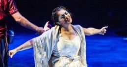Majo Cornejo (Singer of Luzia by Cirque Du Soleil) Mangio-Crepe