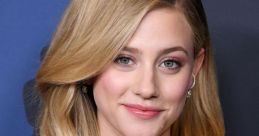 Lili Reinhart