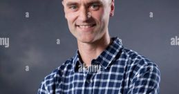 Scottish (Scotland) Glasgow, Dalry writer, male 35yo