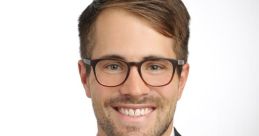 Chris Bernhard (Male Voice in Neutral Latin Spanish | English Voiceover with a Latino Accent | Caribbean...) Type your