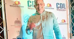 Oscar Chamorro Osa (Un Locutor Versátil Con Habilidad Para Tonos Narrativos, Publicitarios E...)