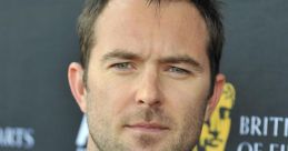 Sullivan Stapleton