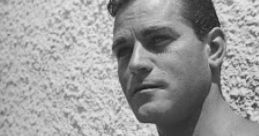 Alan Curtis Type your text to hear it in the voice of Alan Curtis. The Alan Curtis Computer AI emits a variety of that
