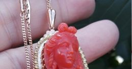 Red_Cameo