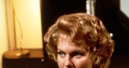 Mommie Dearest (1981)