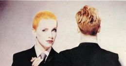 Eurythmics - Sweet Dreams (Are Made Of This) (Official Video)