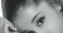 Ariana Grande - Santa Tell Me