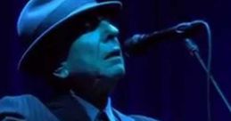 Leonard Cohen - Famous Blue Raincoat (Live)