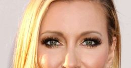 Katie Cassidy Katie Cassidy (born November 25, 1986)[1] is an American actress. Following several minor television roles,