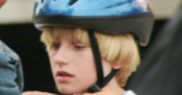 Nathan Gamble Nathan Lee Gamble (born January 12, 1998) is an American actor who made his feature film debut in Babel