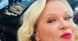 Holly Rowe Holly Rowe is a renowned American sports journalist, celebrated for her dynamic reporting style and extensive