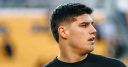 Mason Rudolph Mason Rudolph is a talented NFL quarterback who has made a name for himself playing for the Pittsburgh