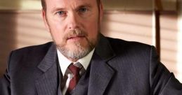 Lucien Blake (Craig McLachlan)