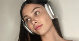 Adele_Tsy (Streamer) Twitch: https://www.twitch.tv/adele_tsy Adèle sur Twitch ? Wtf ? En live (presque) tous les matins à