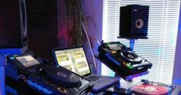 Dj-House