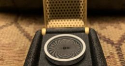 Stra Yrek Communicator