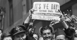 World War II: Nau Crowd
