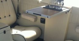 Piper Cherokee Light Aircraft: Interior