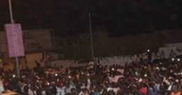 Crowds: Foreign