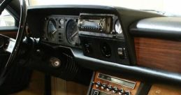 Vintage Motor Car: Fiat 509A Saloon: Interior Soundboard