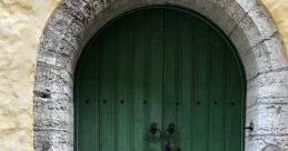 Closing-Door