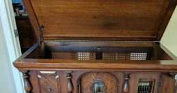 Old fashioned radio Library