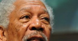 Morgan Freeman speaking at an event, showcasing his wisdom and charisma, engaging with the audience. Acento Latino presence.
