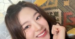 SEEUN (From STAYC)