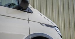 Holden Navis