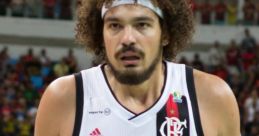 Varejão is calling