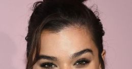 Hailee Steinfeld