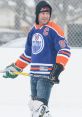 Dierks Bentley Dierks Bentley's favourite Canadian Hockey team could very well be the Edmonton Oilers.