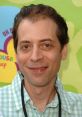 Fred Stoller (1) American actor.