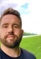 Andrew Curry Andrew Curry is a dynamic and influential blogger based in Los Angeles, renowned for his keen insights into