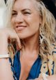 Lucinda Light Lucinda Light is a dynamic TV personality, inspirational speaker, and passionate advocate for emotional