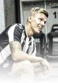 Pontus Wernbloom Pontus Wernbloom, a prominent figure in the realm of European football, is known for his dynamic playing