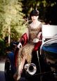 Phryne Fisher (Essie Davis)